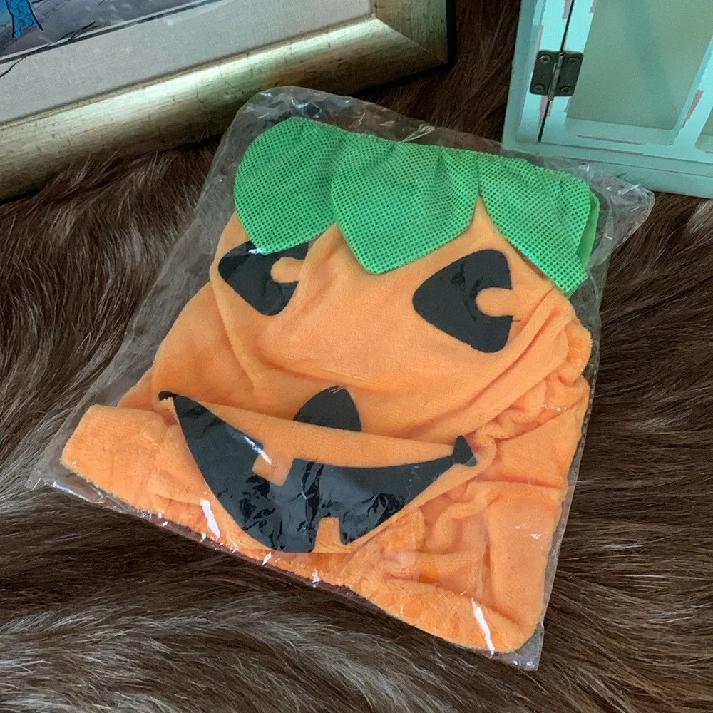 Pet Pumpkin Costume for Cats & Small Dogs - Halloween Party